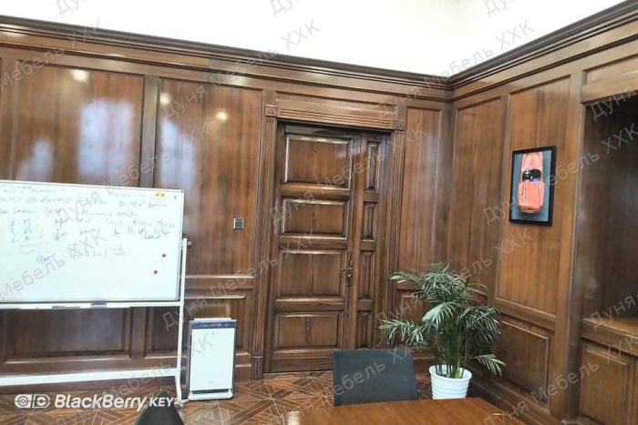 Оффис паналь, хос хаалгатай